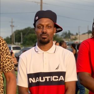 Meet your Posher, Adrian